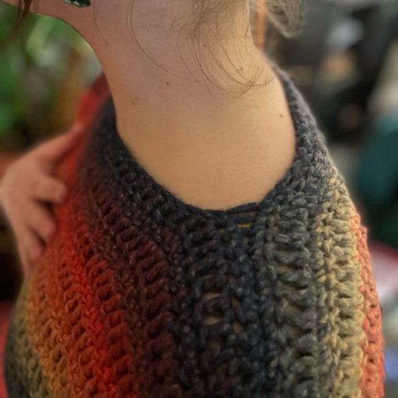 Rainbow Crochet - Drop Shoulder Top - Picture 5 of 6